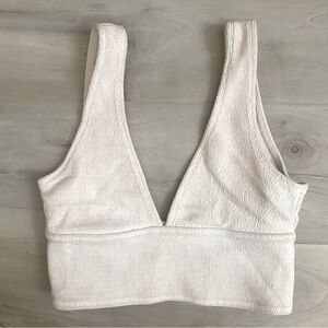 WANDERLUST • Textured White Bikini Top - L